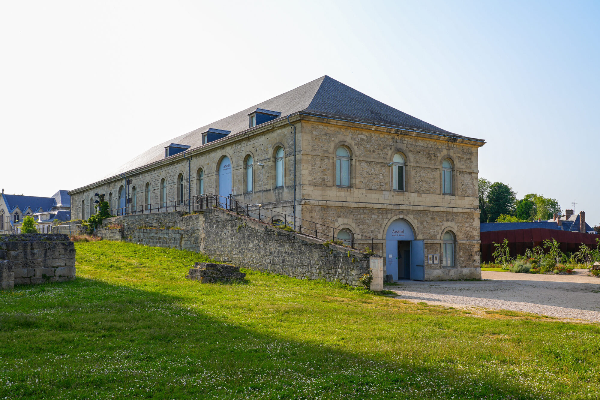 emprises immobilières des armées